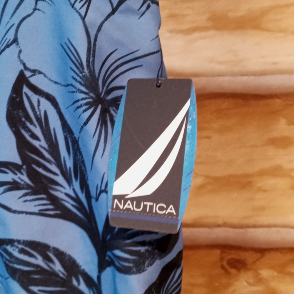 PRICE DROP! Nautica men’s swim trunks Nwt - Picture 4 of 7